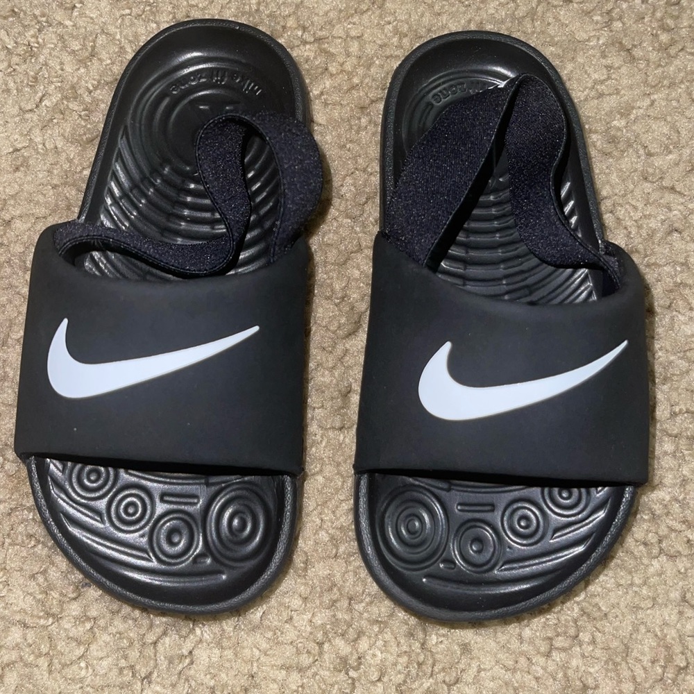 Nike Kawa slides toddler size 8C